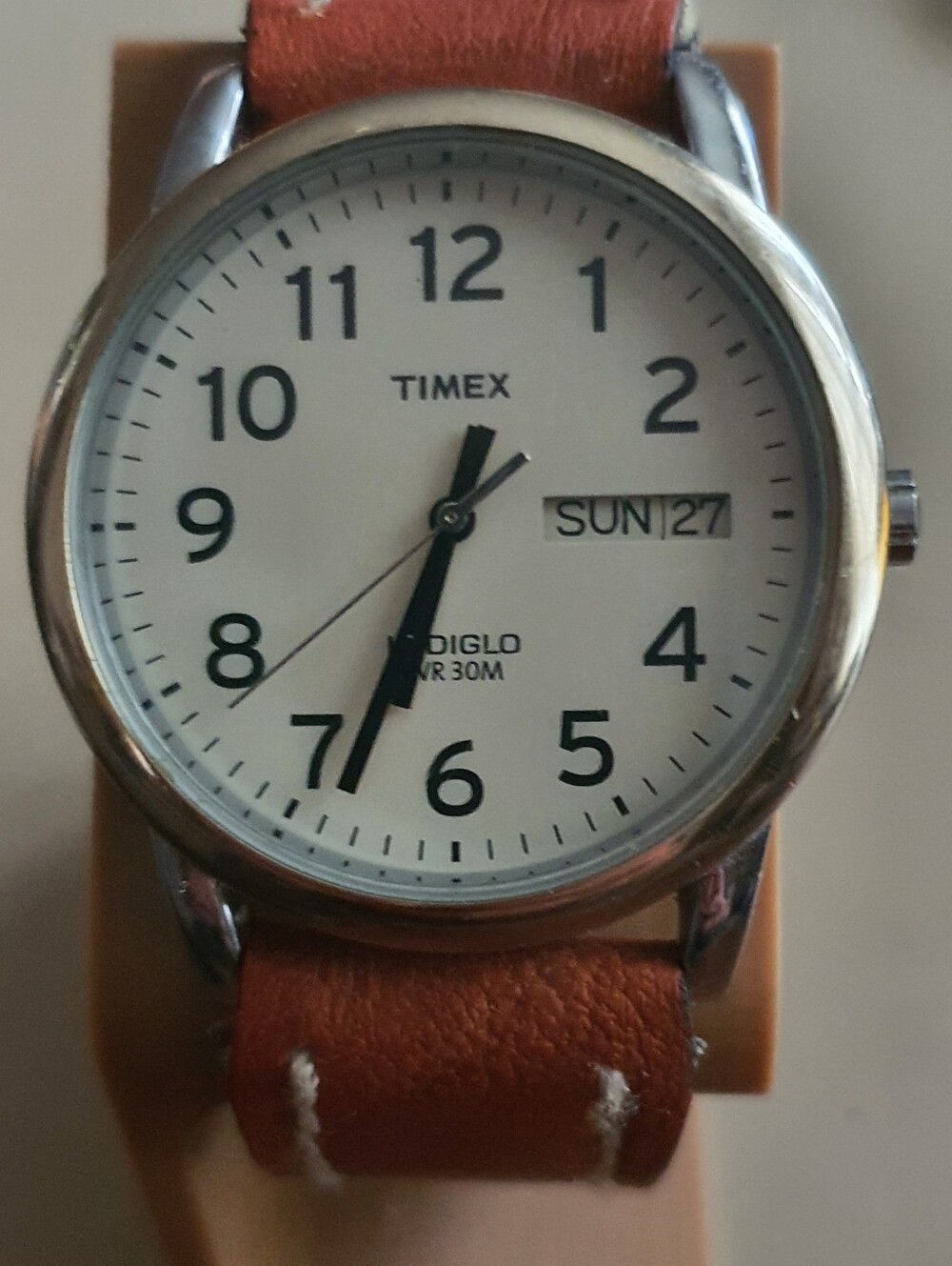 Timex Easy Reader Sulver/White Leather Men's Watch w/ Day-Date